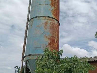【湖北荆门】出售一个100吨水泥罐，带一个绞龙图1
