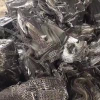 【江苏泰州】出售原厂货，现货五车，高碳，2/3个厚