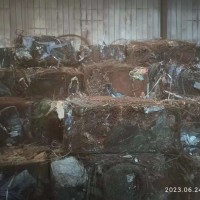 【山东临沂】出售破碎料厂的铁丝压块