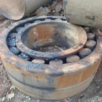 【江苏盐城】出售大轴承10几吨】