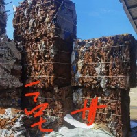 【安徽亳州】出售彩钢瓦包一车，杂压包一车