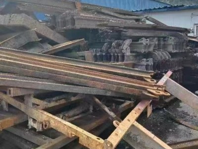 【陕西咸阳】出售4m的单梁，80吨左右图1