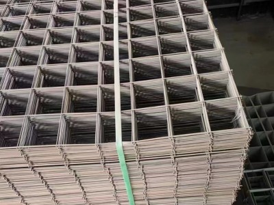 【河北衡水】出售黑片浮绣，实卡252丝，10*10,0.97*1.97米，1.7公斤左右一片图1