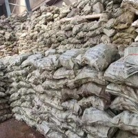 【江苏无锡】出售十字扣件22000只，接头3000只，转向1000只，整理好沾油小包装