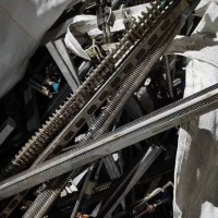 【四川成都】岀售铝散热管现货5吨左右，304不锈钢发热管现货5吨左右
