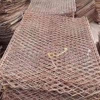 【江苏苏州】出售75*100钢笆网包两边，4000多张，重6斤左右，标准捆