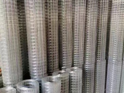 【河北衡水】出售电焊网，0.93x17米，65丝，3x3公斤左右一卷图1
