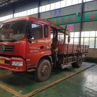 【四川泸州】出售公司自用，车况极品的自背吊车一辆，玉柴6105发动机，170马力。起吊8吨，手续齐