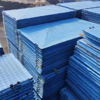 【浙江宁波】出售爬架和废铁800吨左右
