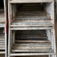 【湖南衡阳】出售龙门架，建材，200多吨，2手的处理