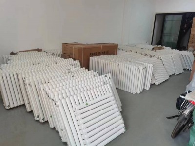 【河南焦作】出售渗水钢制暖气片5吨图1
