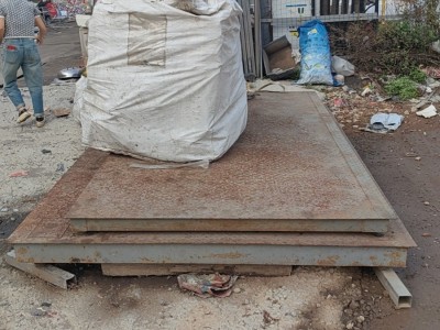 【福建厦门】出售地磅，一个2米×3米，一个1米6×3米，低价处理图1