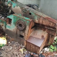 【浙江温州】出售液压废金属剪断机，去年十月份买的，设备没毛病，买来还没开始用过
