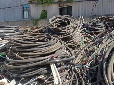 【安徽亳州】求购工厂下角料，模具铁，冲片，废旧机台，模板，废钢筋，剪切料，打包铁图1