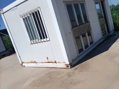 【山东德州】出售简易房，一个白色的（3m*6m铝合金窗户），4个蓝色图1