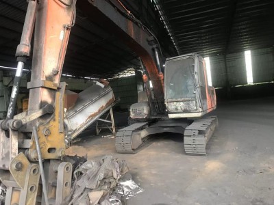 【福建三明永安】出售抓机带吸盘，废铁价图3