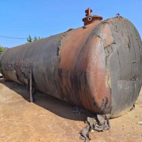 【山东】出售中油罐，长9米，高2.6米