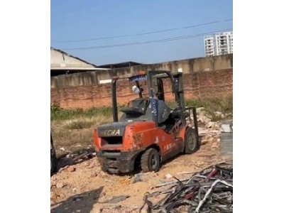 【福建】出售两台叉车图1