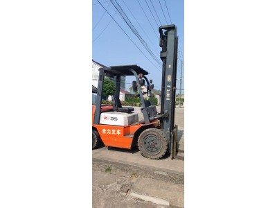 【江苏】出售叉车，2020年精品3.5吨，两级4.5米，全车实心胎，1580小时，车况精品图7