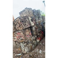 【河南】求购2-4废钢压块，原料，半挂车门车底，c型钢，猪笼子，小角铁，方管圆钢