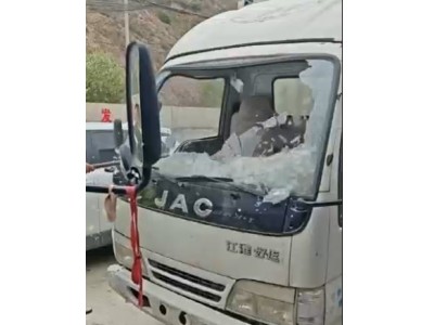 【甘肃】求购报废汽车，出正规手续，常年高价收